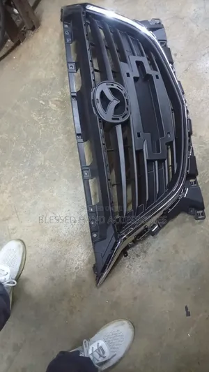 Grill Mazda Axela 2013-2017