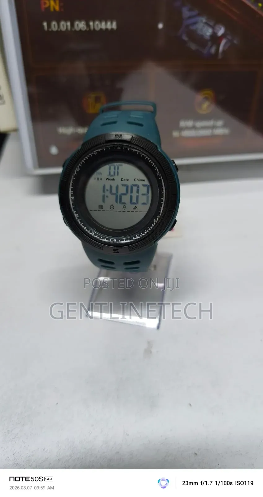 Original Curren 2070 Turquoise Quartz Watch