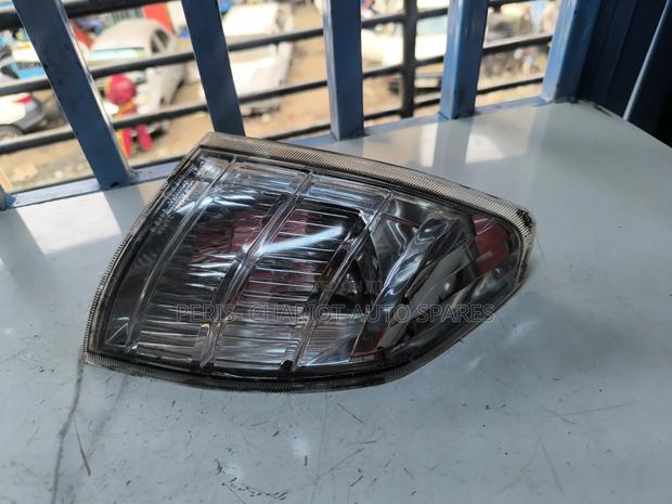 Nissan Xtrail Nt30 Corner Lights