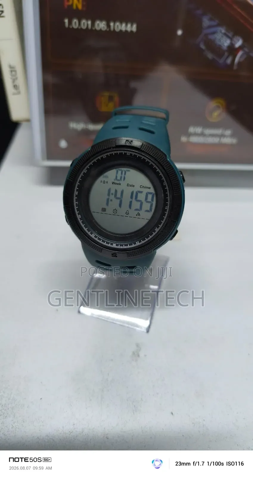 Curren 2070 Turquoise Fashion Watch