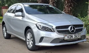 Mercedes-Benz A-Class 2016 Silver