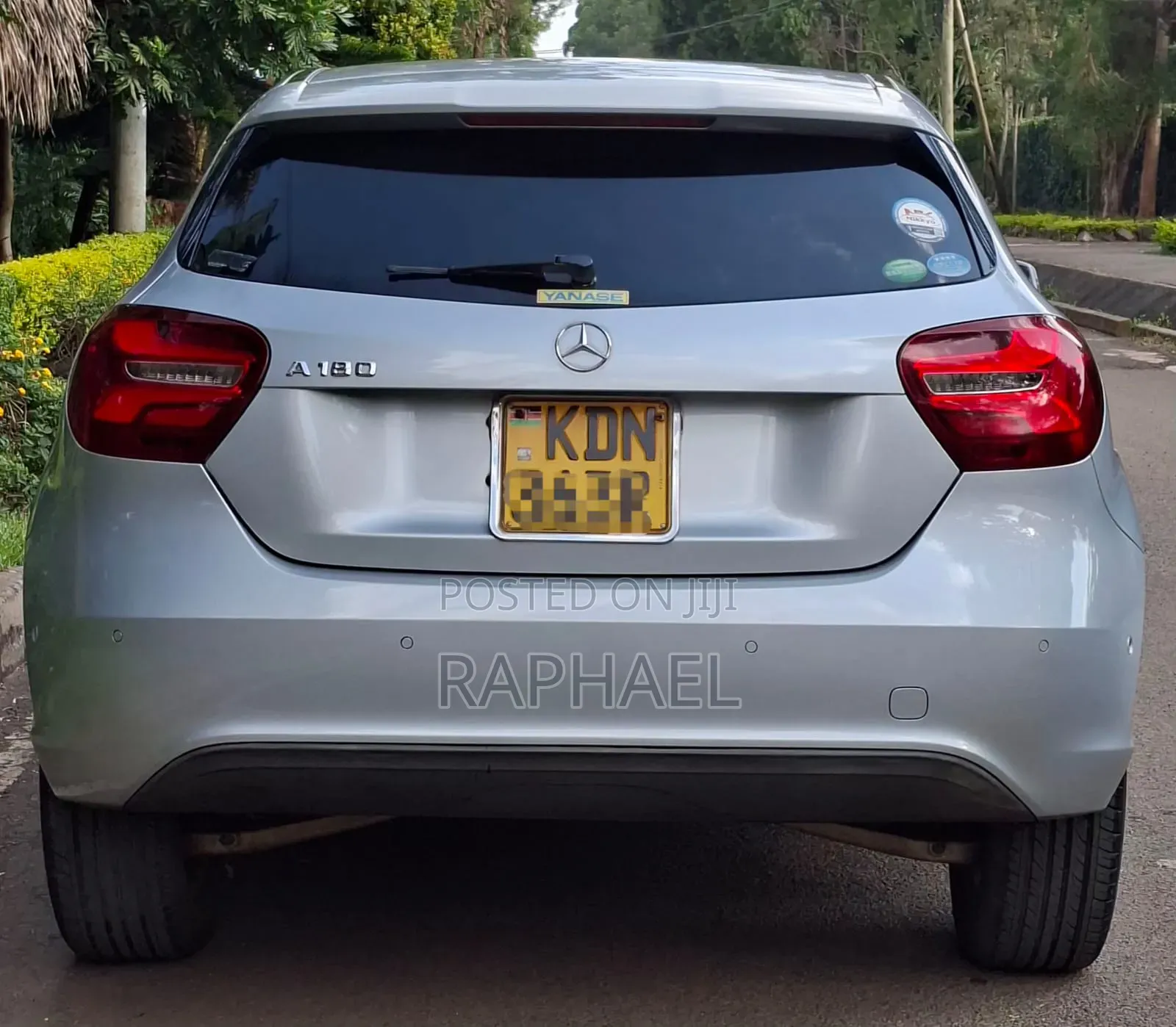 Mercedes-Benz A-Class 2016 Silver