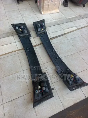 Legacy BH5 Boot Garnish