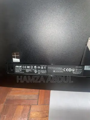 Desktop Computer Asus 8GB Intel Core i5 HDD 500GB