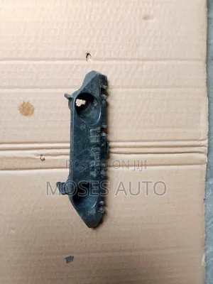 Nissan Note Bumper Slide