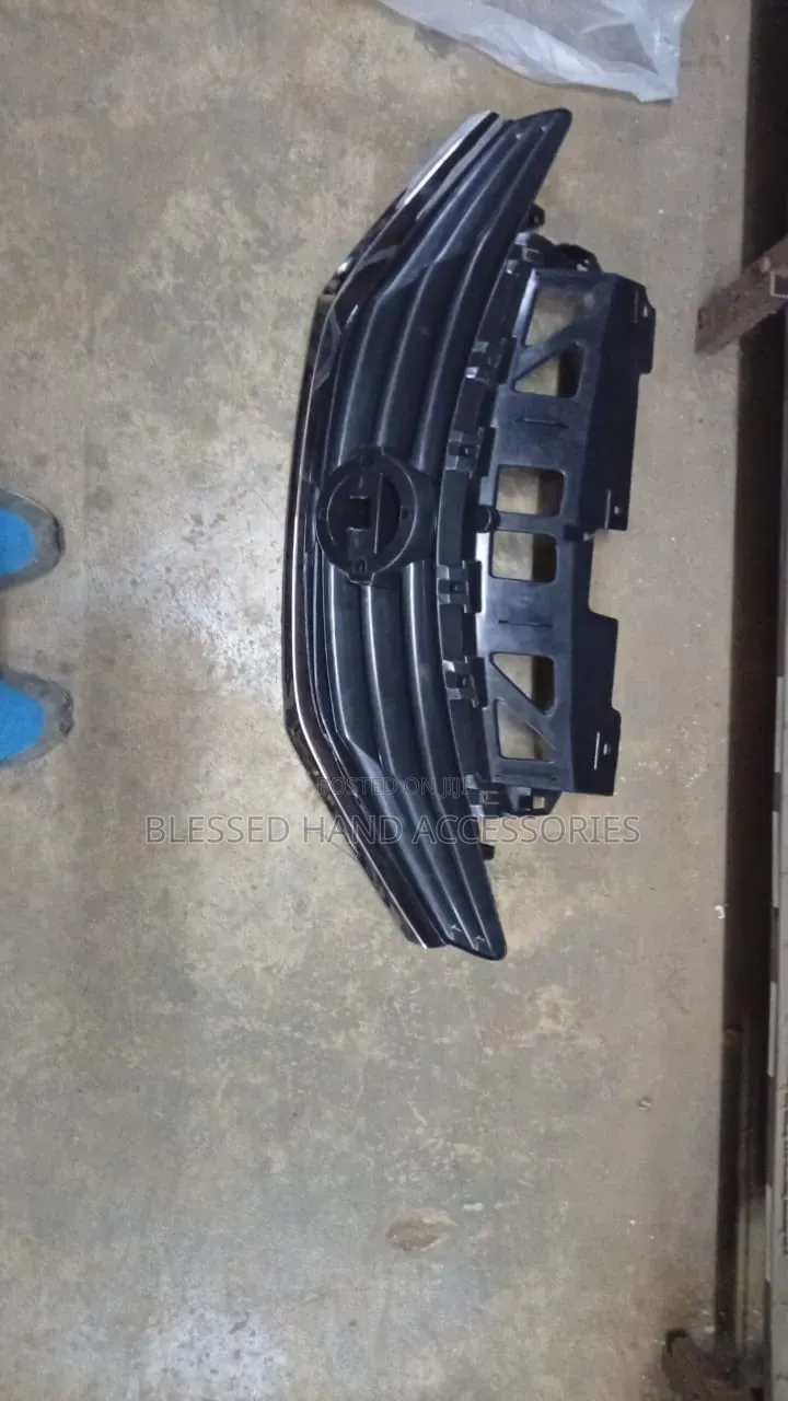 Grill Nissan Note New Model