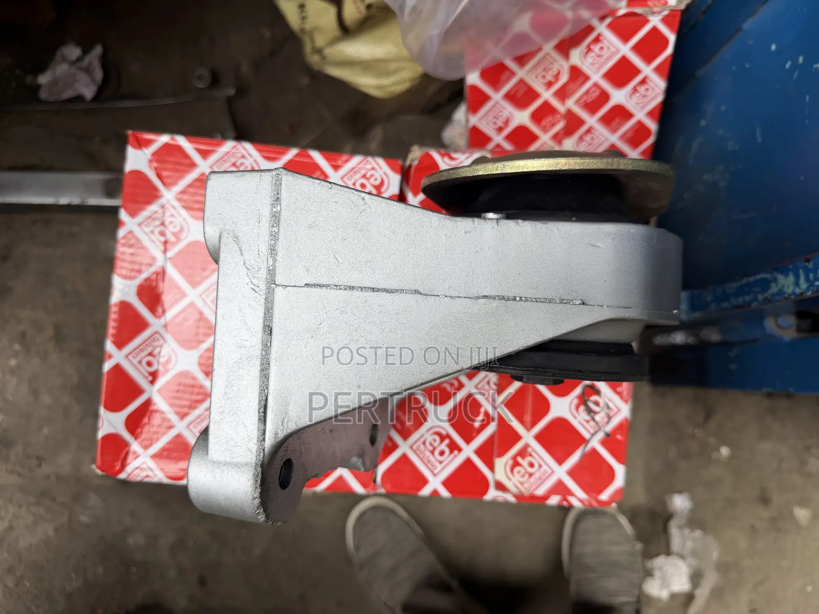 Front Engine Mounting FUSO FJ/Mercedes Benz Atego