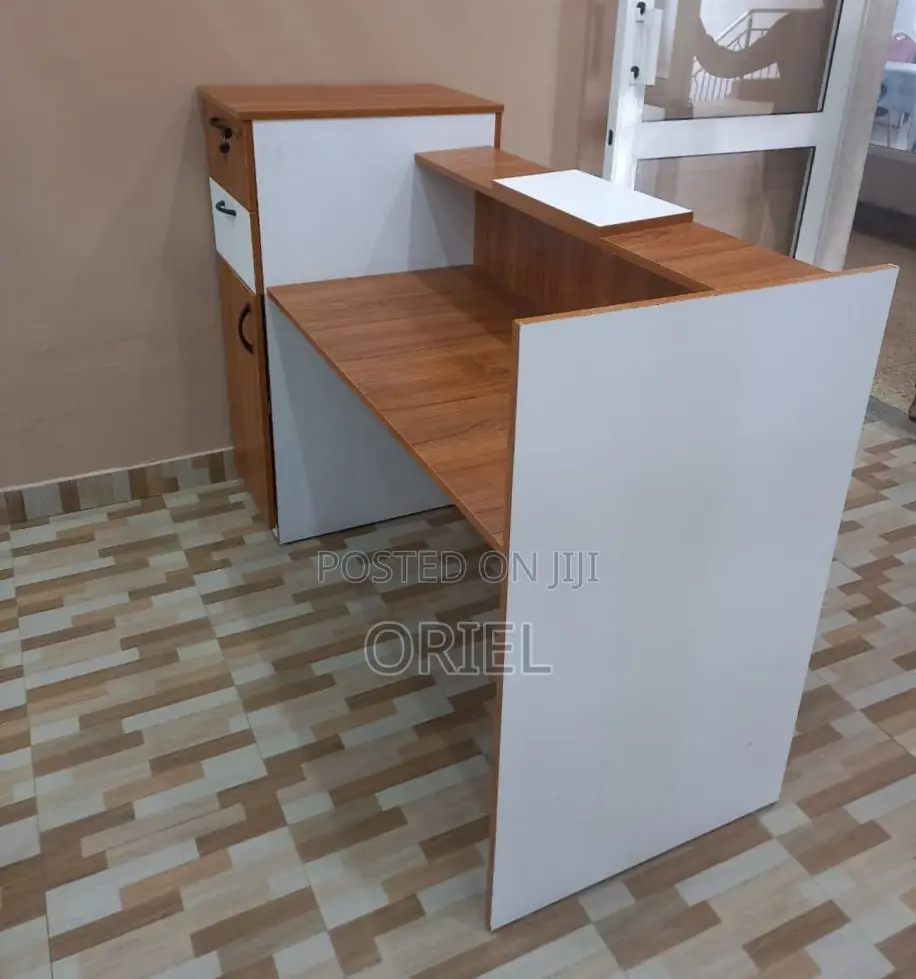 Reception Desk:1.8M Modern Customized Reception Desk With Storage Unit