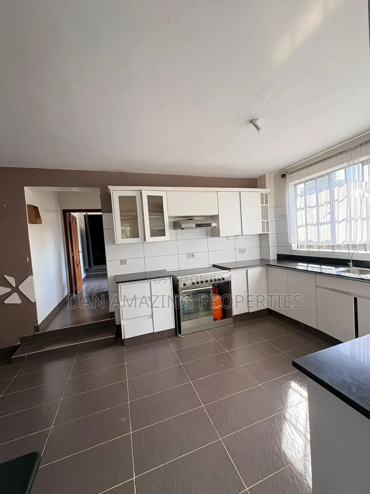 5bdrm Maisonette in Ngong On 1/2 Acre, Ol Keri for rent