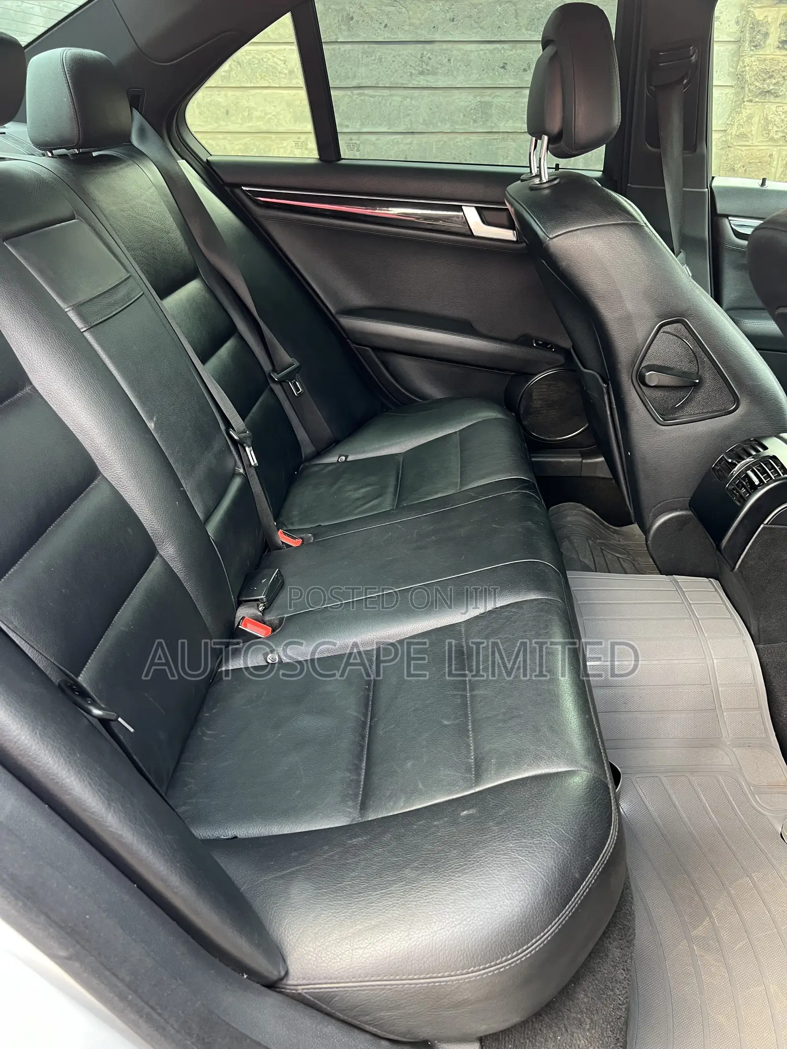 Mercedes-Benz C200 2012 Silver