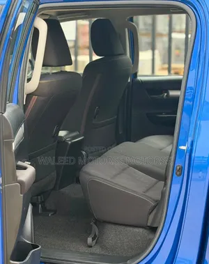 Toyota Hilux 2019 Blue