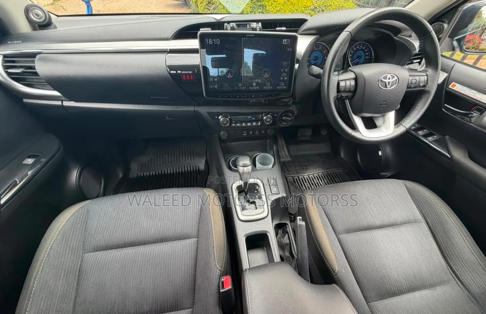 Toyota Hilux 2019 Blue