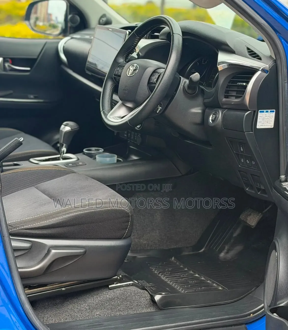 Toyota Hilux 2019 Blue