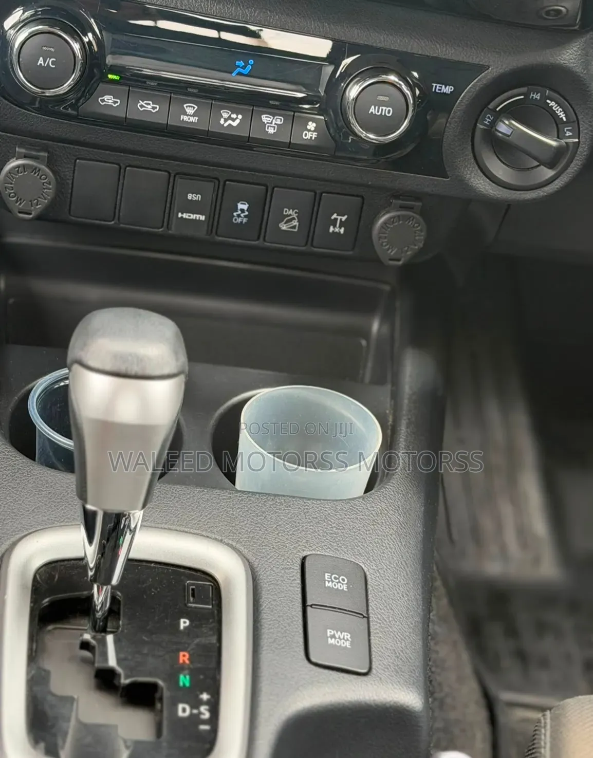 Toyota Hilux 2019 Blue