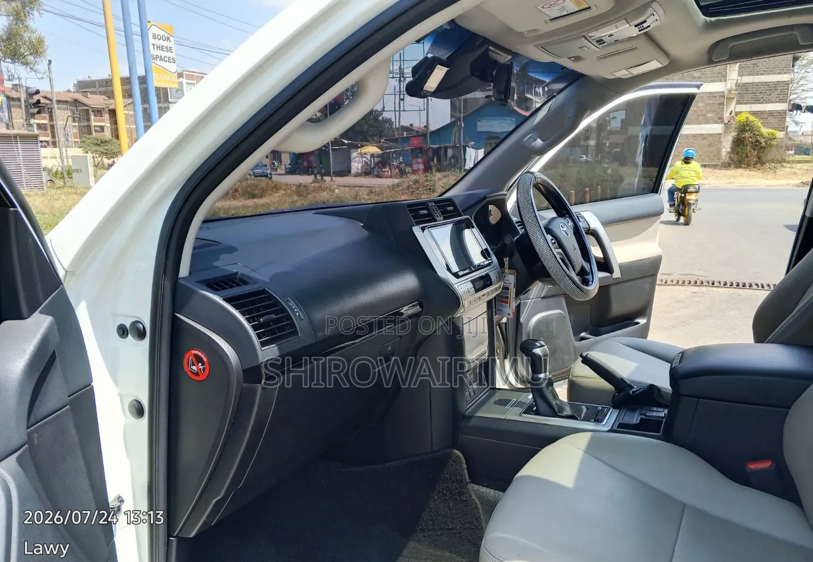 Toyota Land Cruiser Prado 2018 Pearl