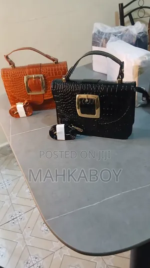 Trendy Handbags for Ladies