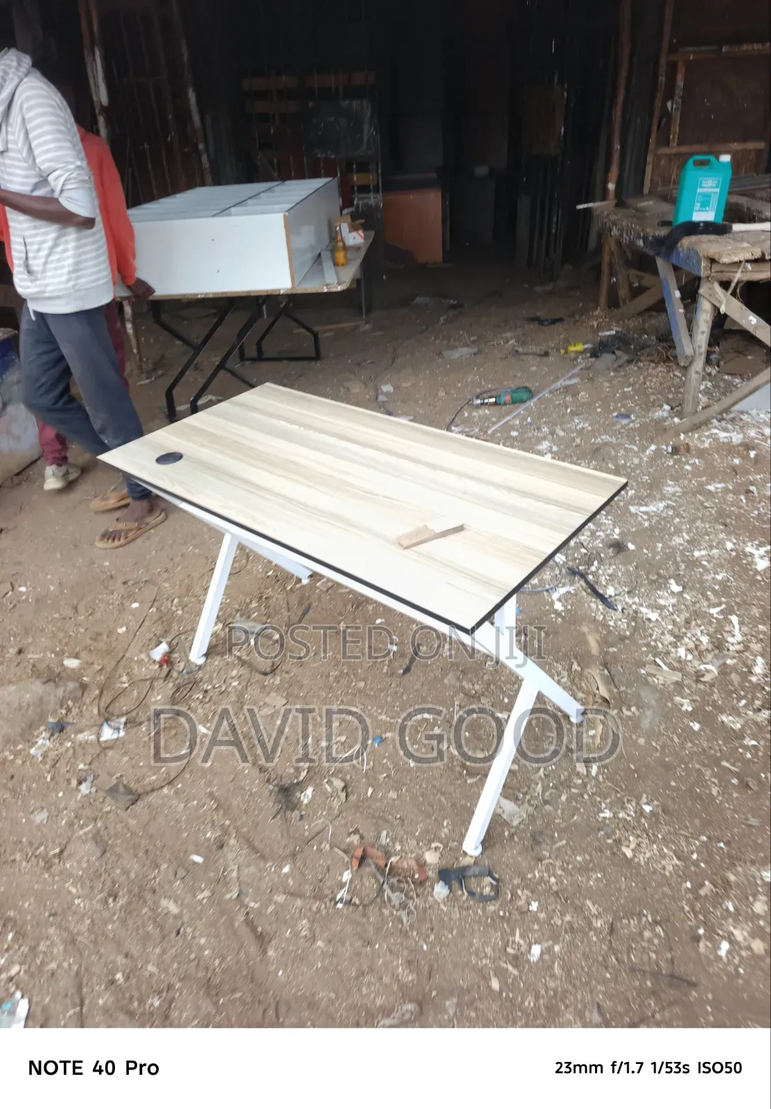 Y Stand Table