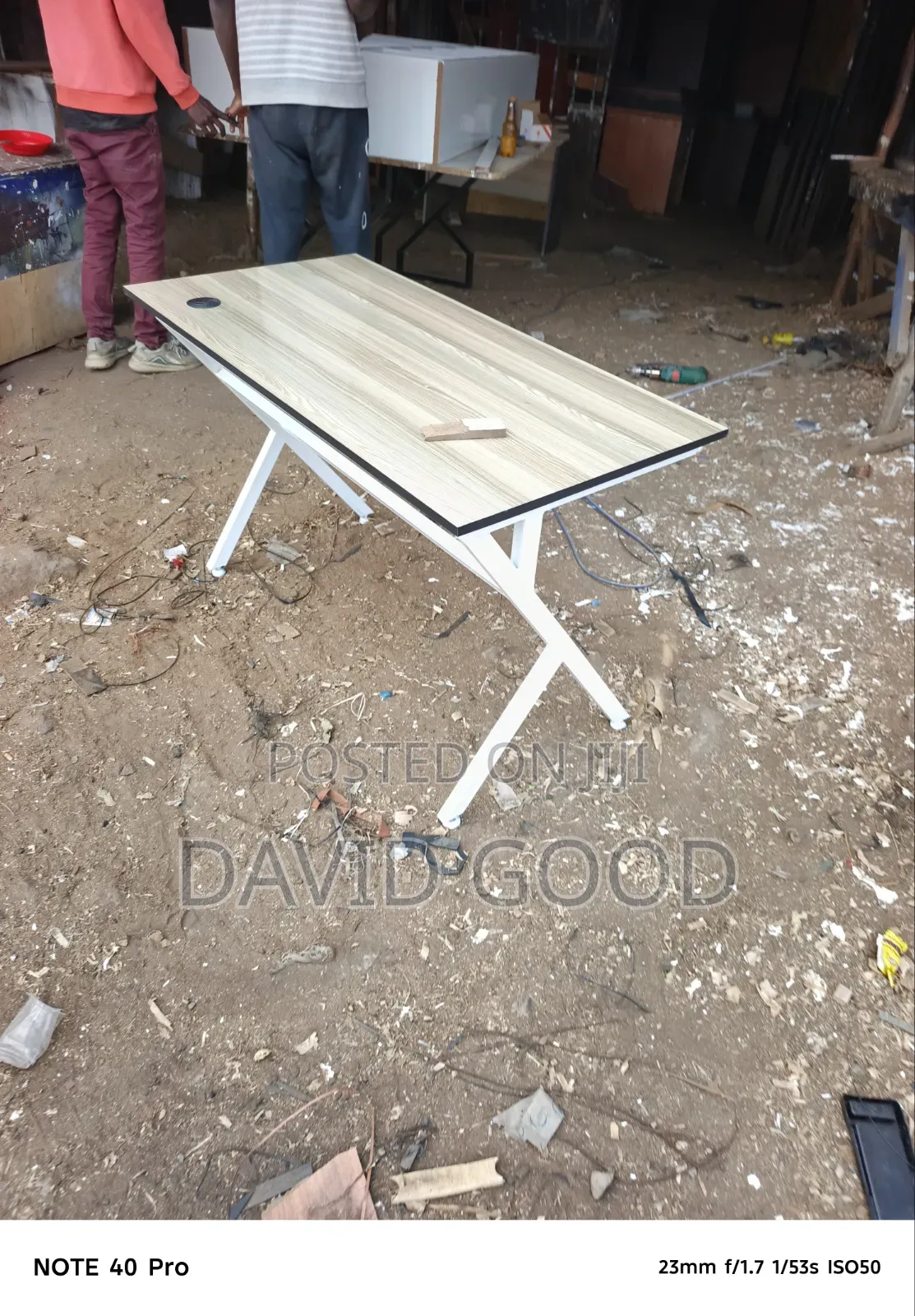 Y Stand Table