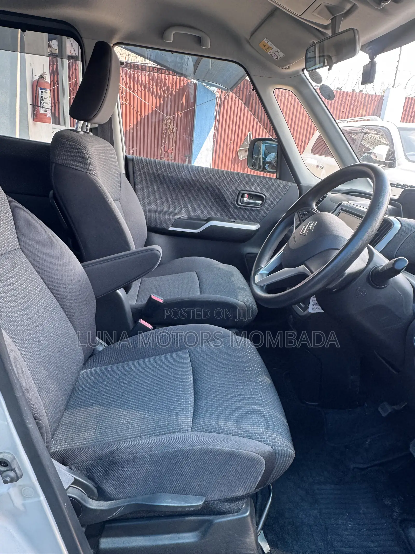 Suzuki Solio 2019 Silver