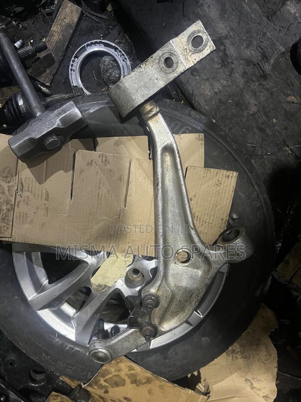 Control Arm Extrail T30 - main view