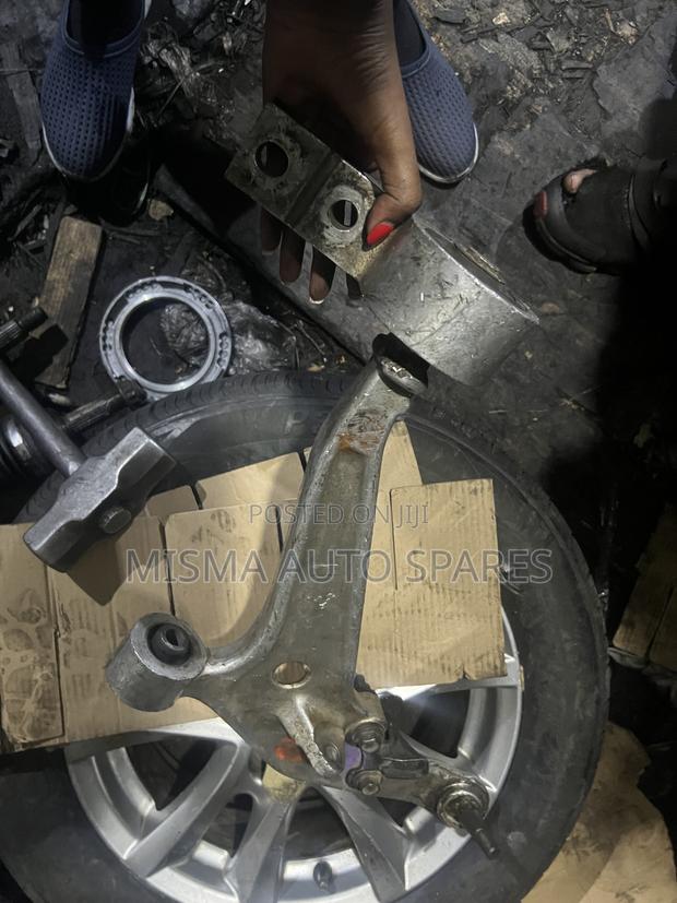 Control Arm Extrail T30 - thumbnail 3