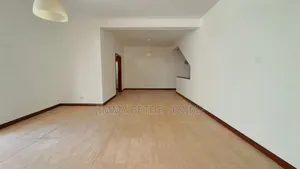 4bdrm Townhouse / Terrace in Spring Valley for rent