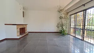 4bdrm Townhouse / Terrace in Spring Valley for rent