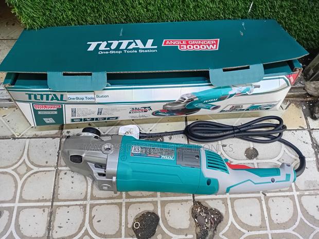 Quality Top Notch Total 3000w Angle Grinder - main view
