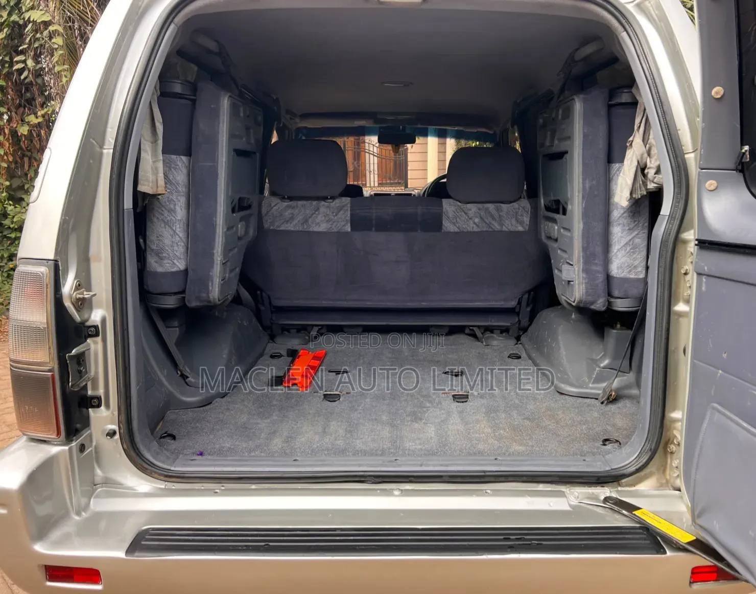Toyota Land Cruiser Prado 2000 Silver