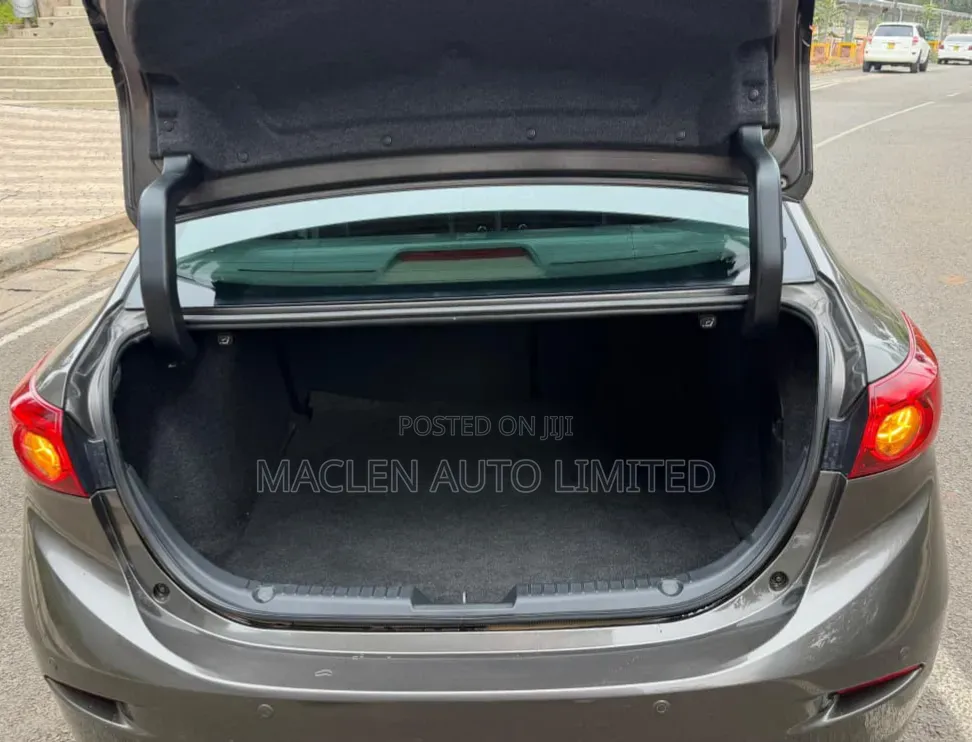 Mazda Axela 2018 Gray