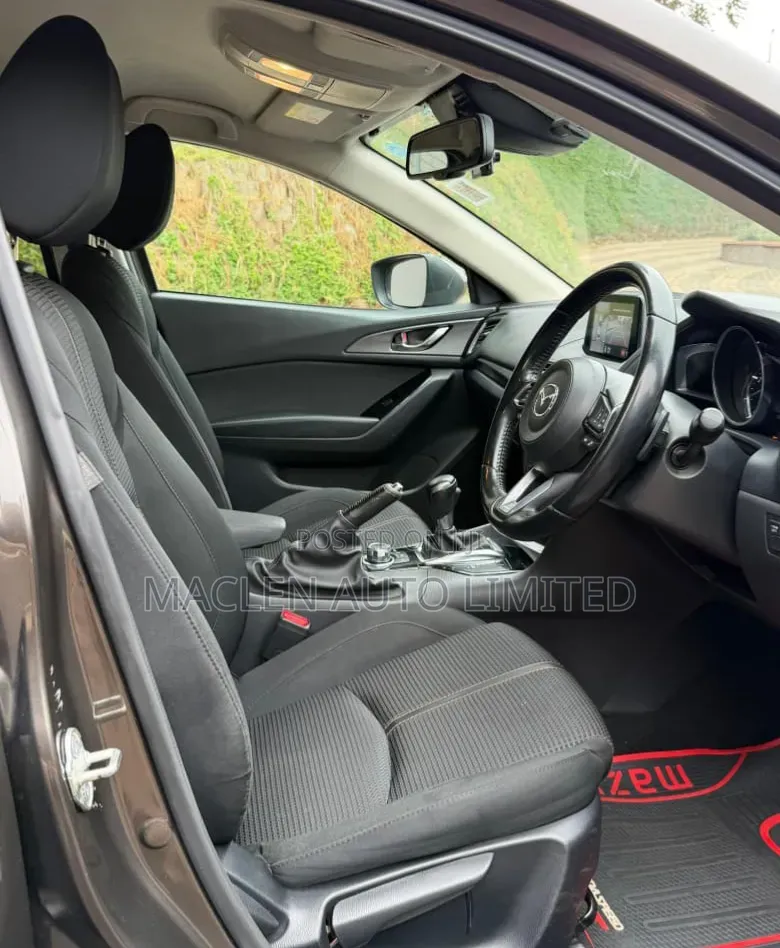 Mazda Axela 2018 Gray