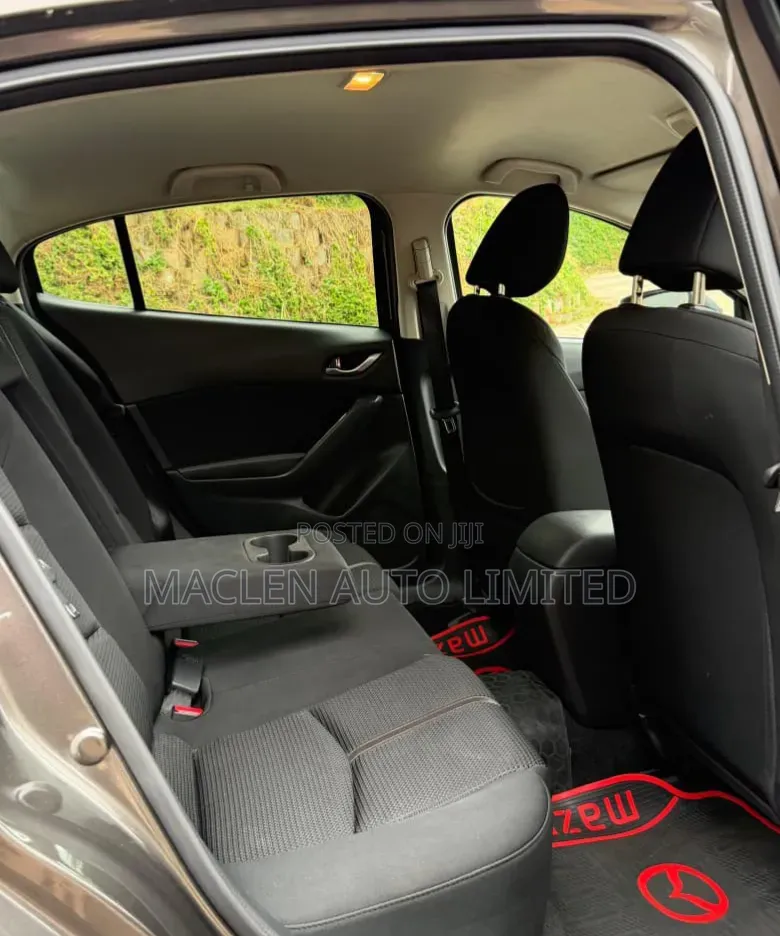 Mazda Axela 2018 Gray