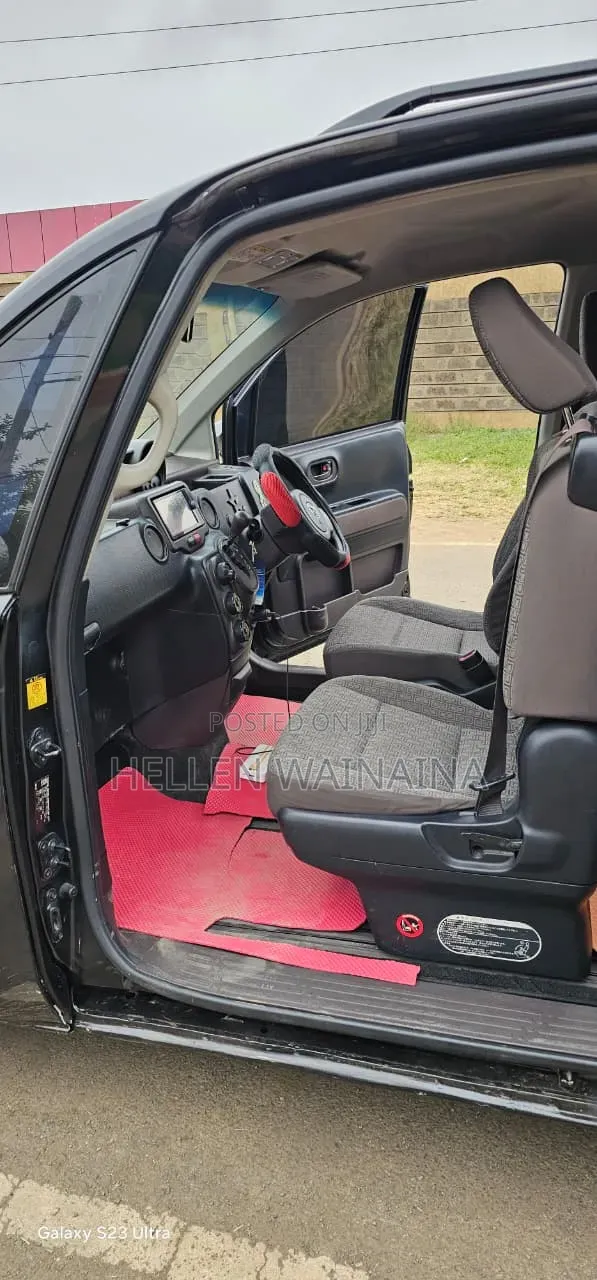 Toyota Spade 2015 Black