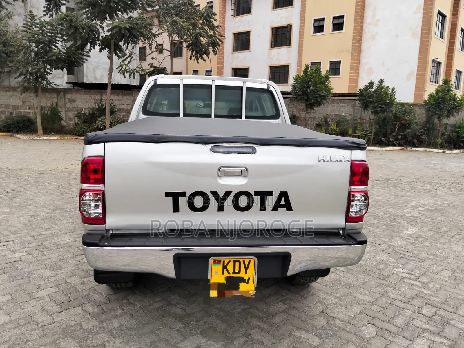 Toyota Hilux 2009 Silver