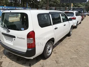 Toyota Probox 1.5 DX 4WD 2019 White