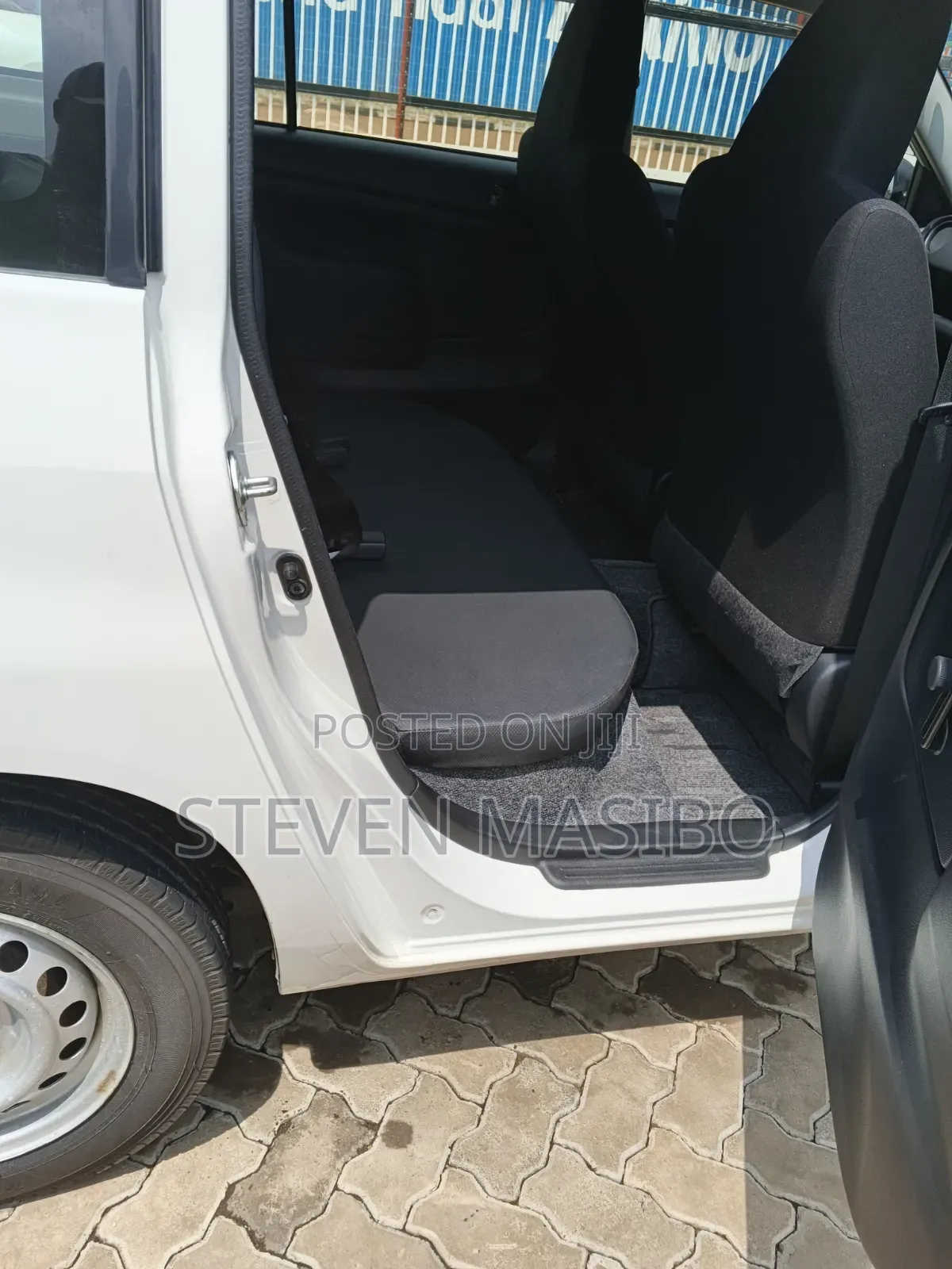 Toyota Probox 1.5 DX 4WD 2019 White