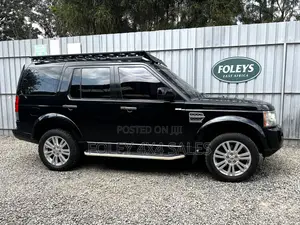 Land Rover Discovery 2010 Black