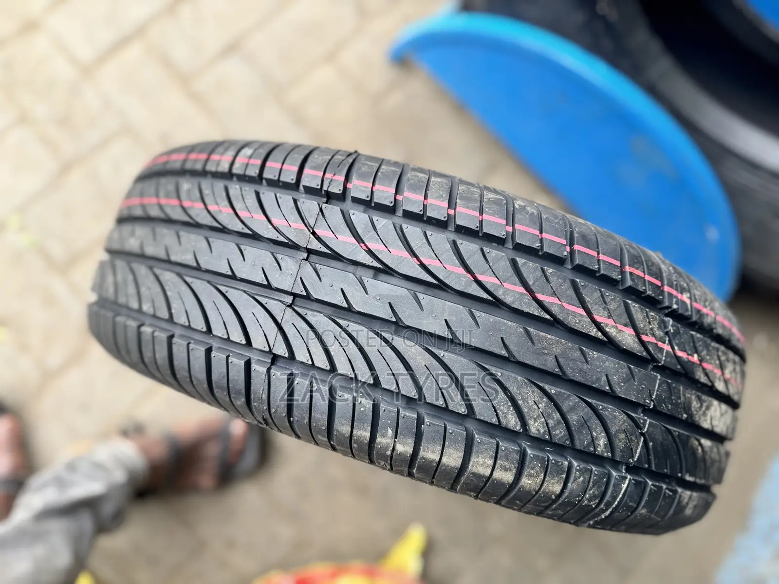 205/65r15 Mirage