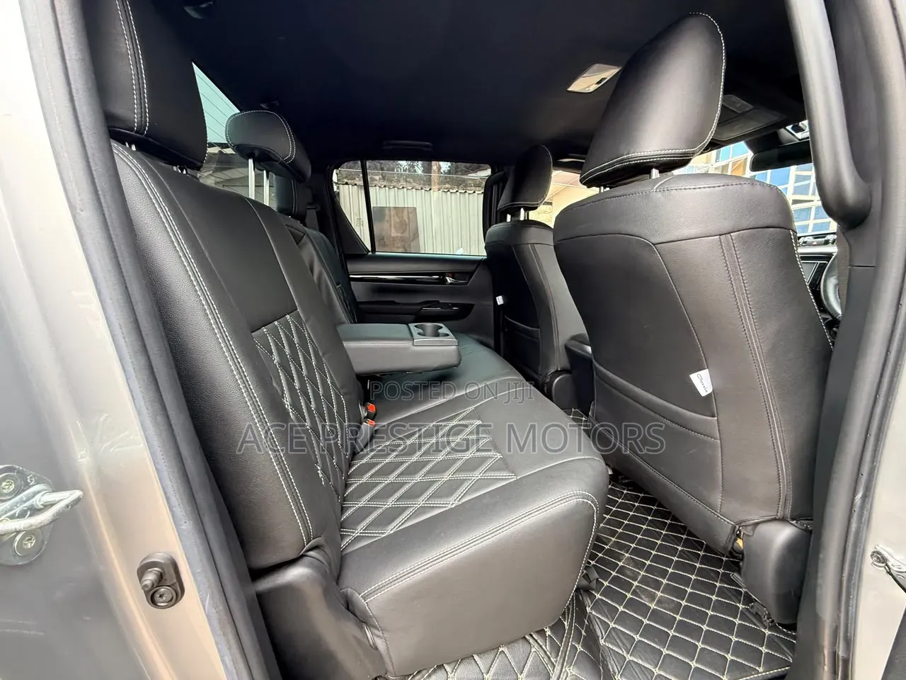 Toyota Hilux 2019 Gray