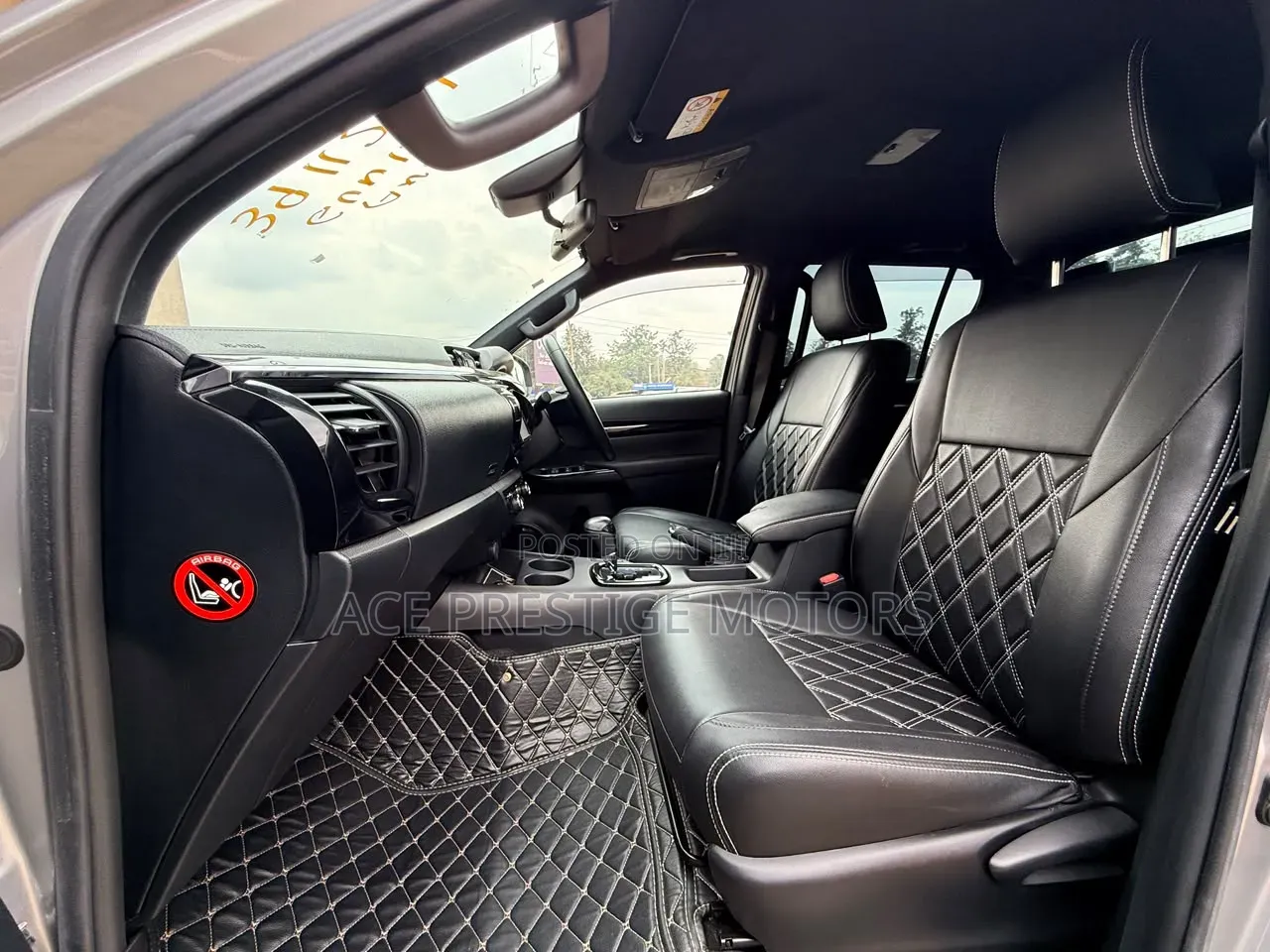 Toyota Hilux 2019 Gray