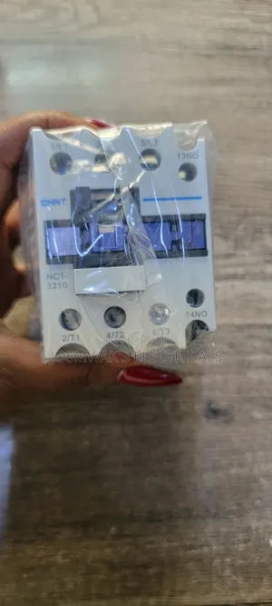 D3210 Contactor 50amps