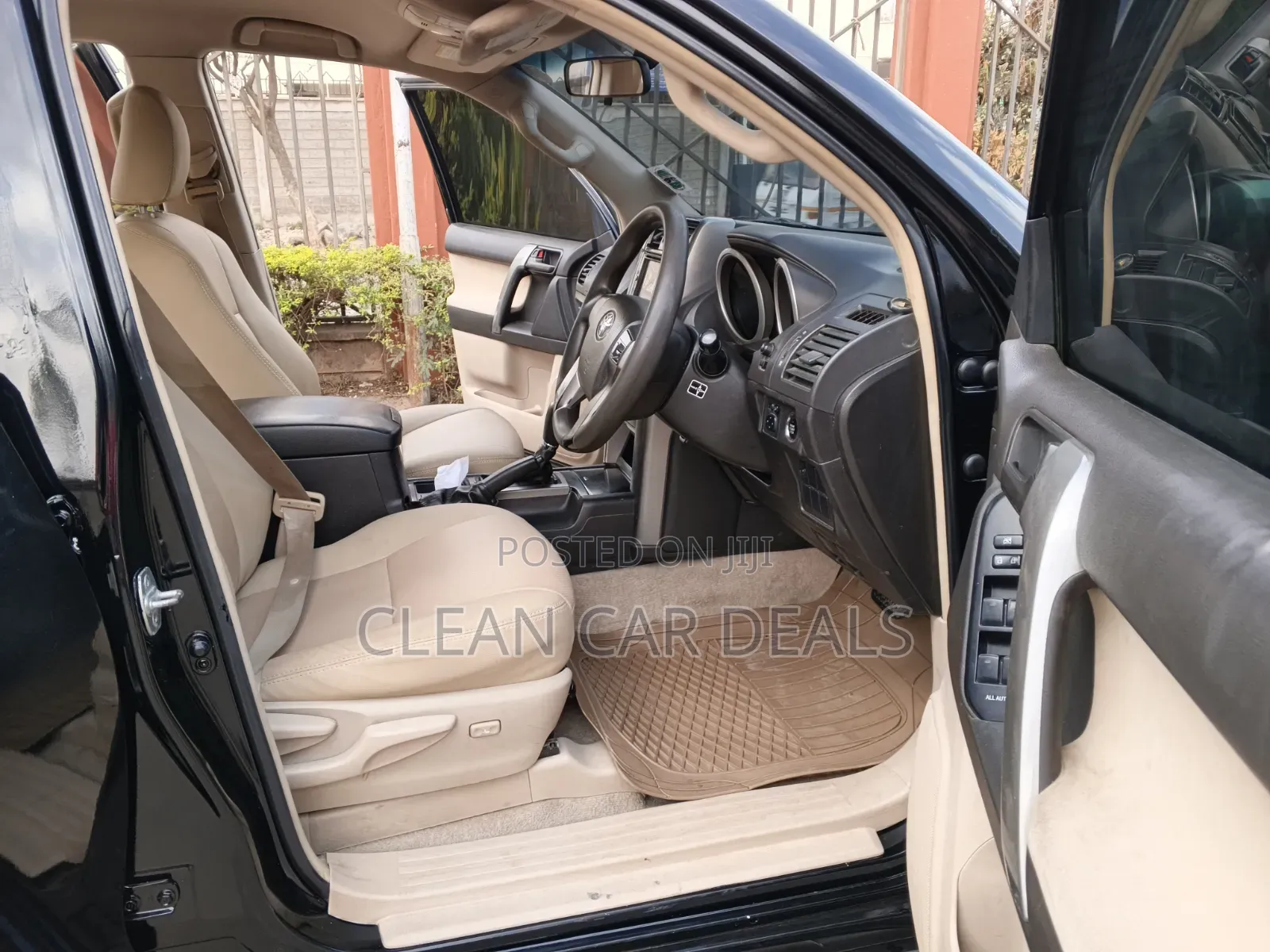 Toyota Land Cruiser Prado 2011 Black