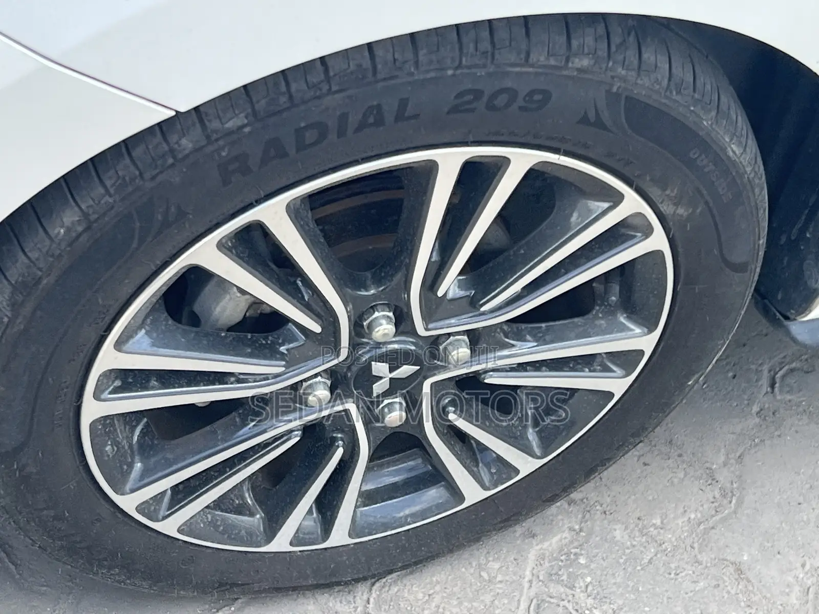 Mitsubishi Mirage 2019 White