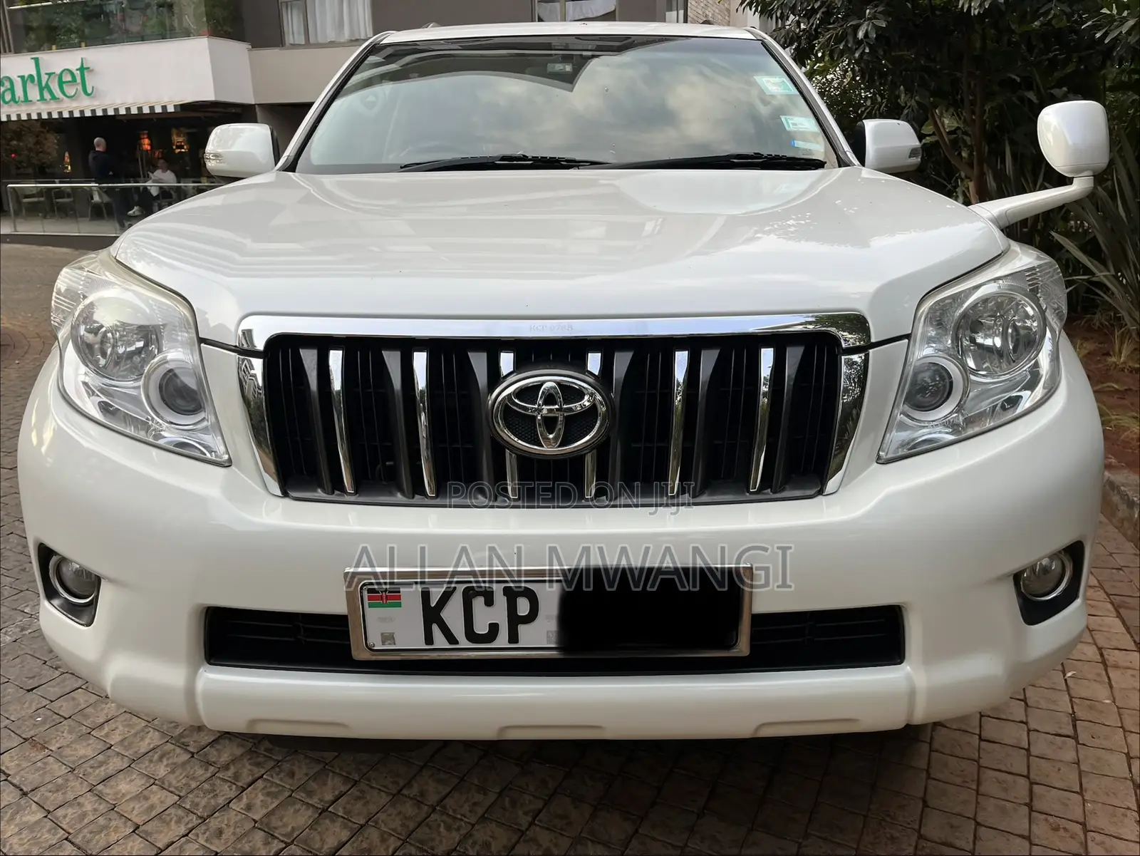 Toyota Land Cruiser Prado 4.0 Petrol TX 2011 Pearl