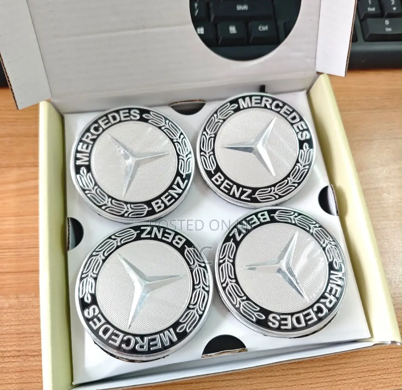 Mercedes-Benz 75mm Floating Wheel Center Caps (OEM Style)