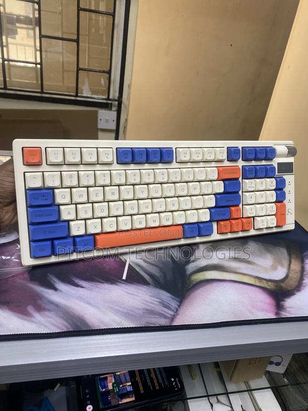 Twolf T70 Wireless Mechanical Keyboard - thumbnail 4