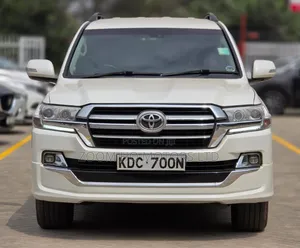 Toyota Land Cruiser 2007 White