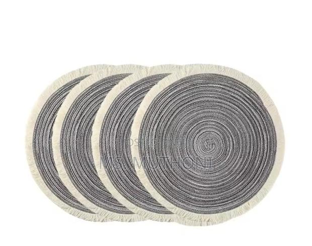3 PCs Woven Round Braided Placemats - thumbnail 2