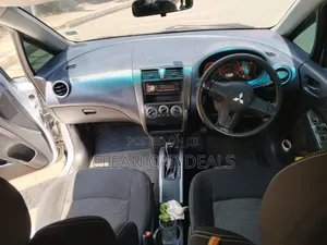 Mitsubishi Colt 2008 Silver