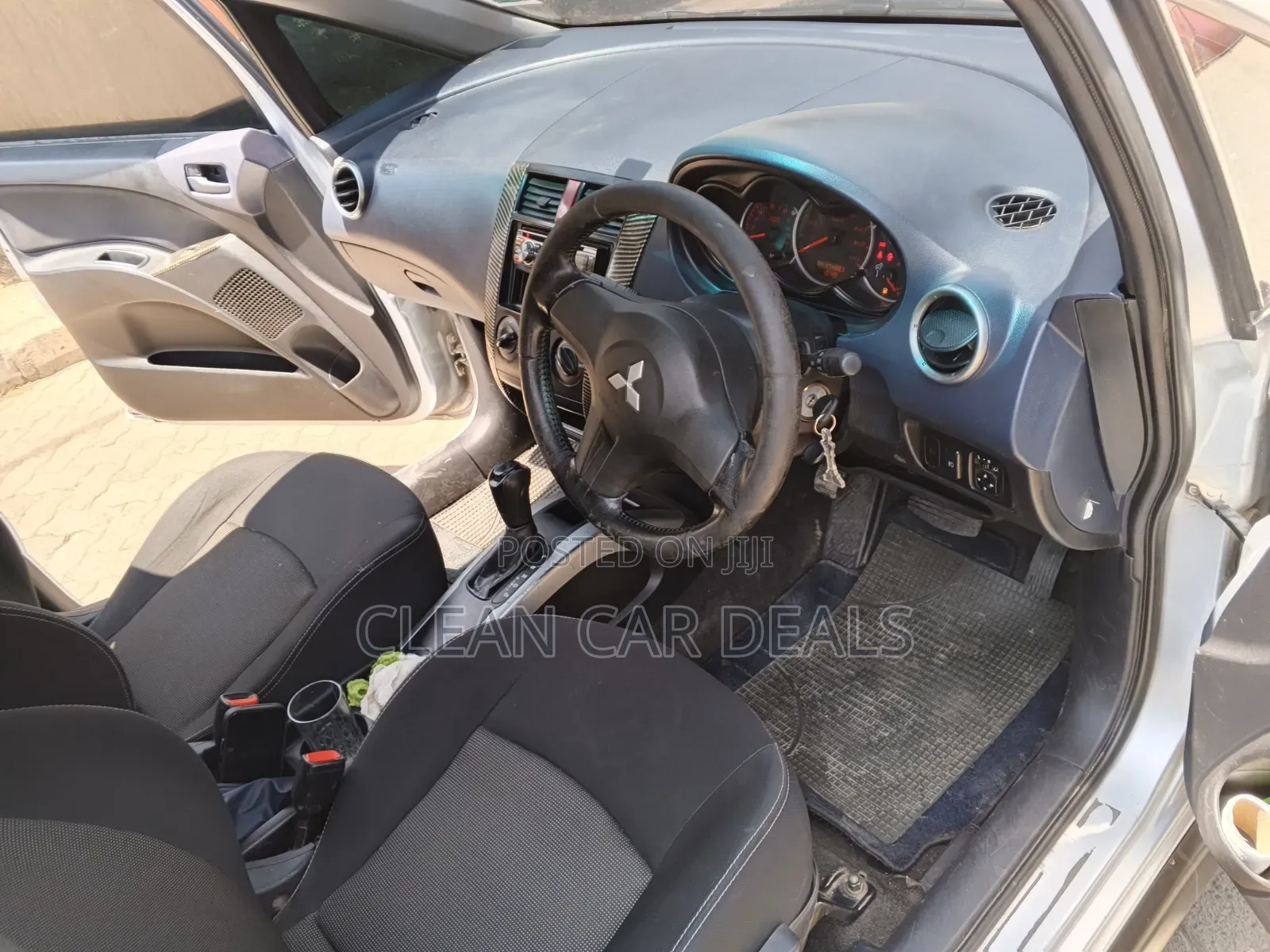Mitsubishi Colt 2008 Silver